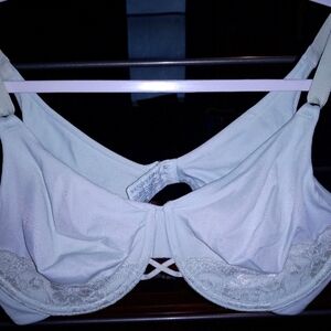 A Mint Green Vanity Fair Bra in a Size 40C